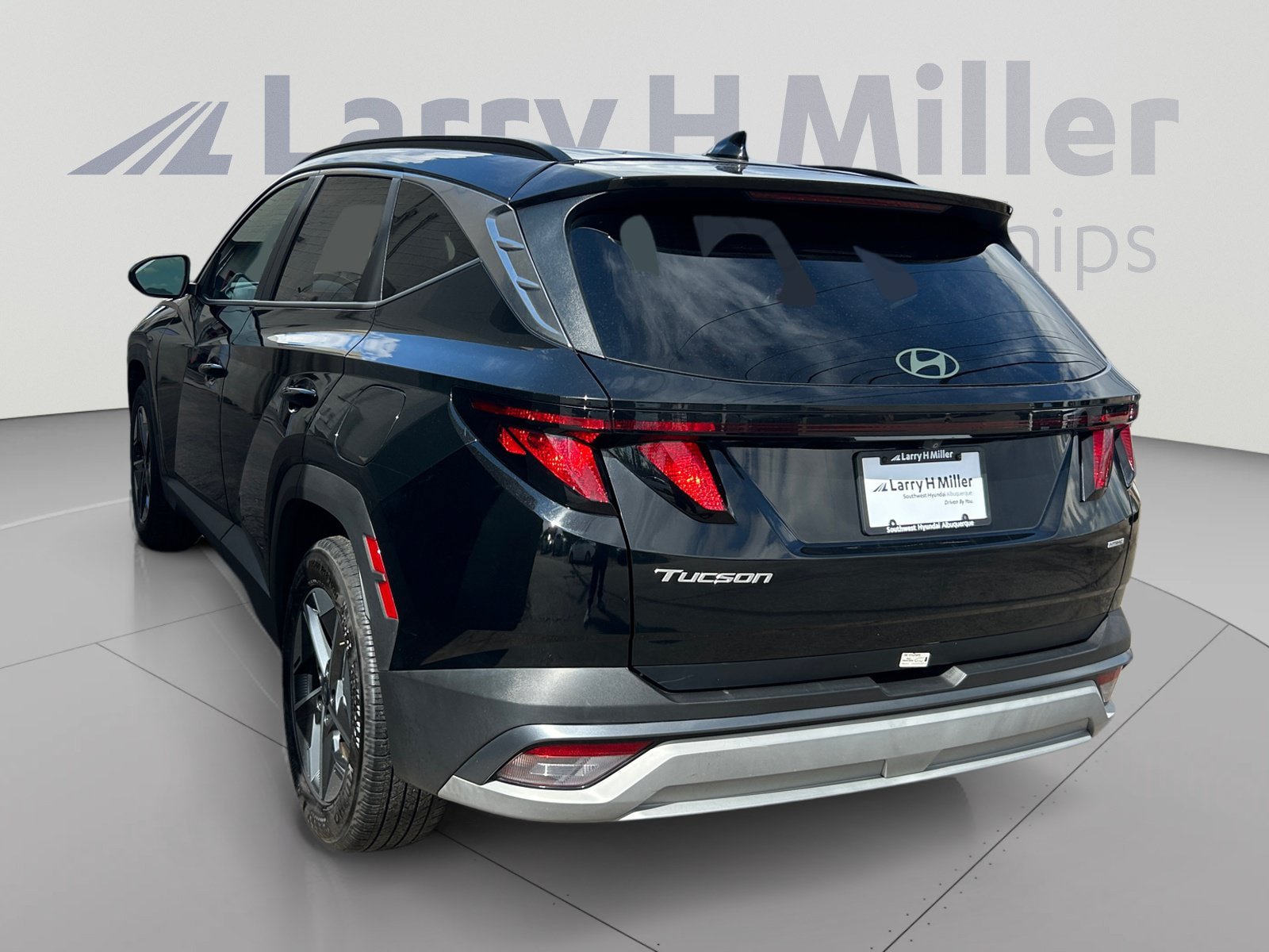 Used 2025 Hyundai Tucson SEL AWD/4WD image 4