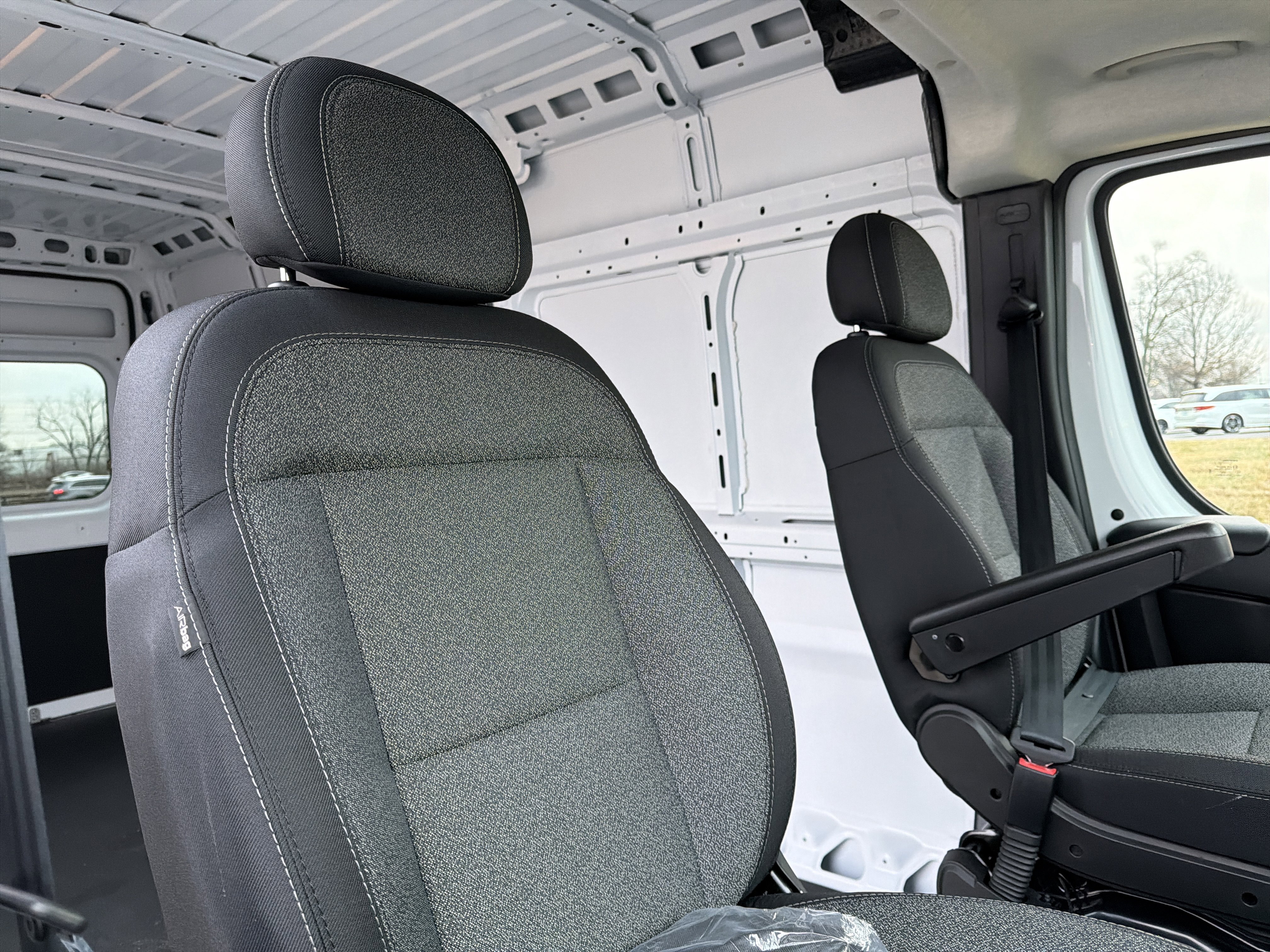 Used 2024 RAM ProMaster 2500 image 25