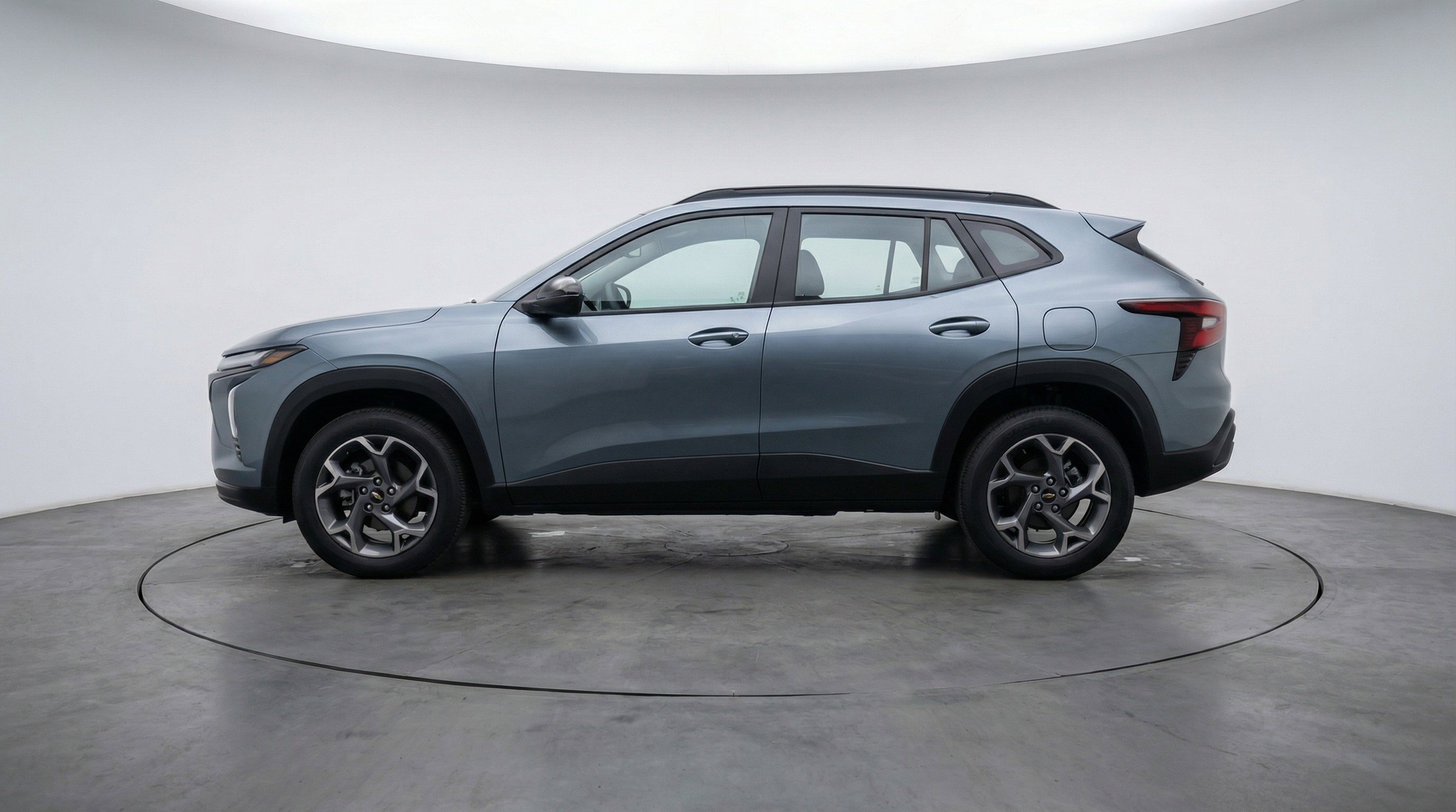 Used 2025 Chevrolet Trax LT image 5