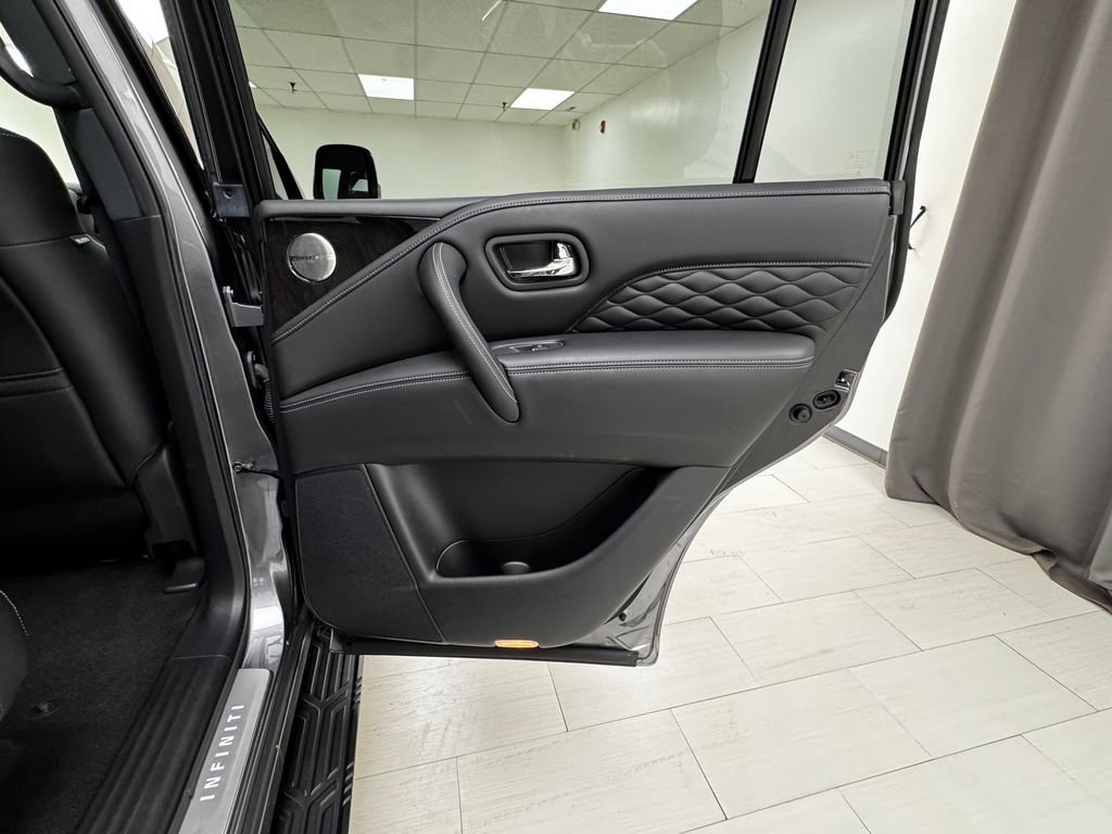 Used 2021 INFINITI QX80 Sensory w/ Cargo Package image 16