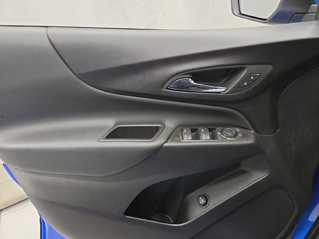 Used 2024 Chevrolet Equinox LT w/ LPO, Floor Liner Package AWD/4WD image 21