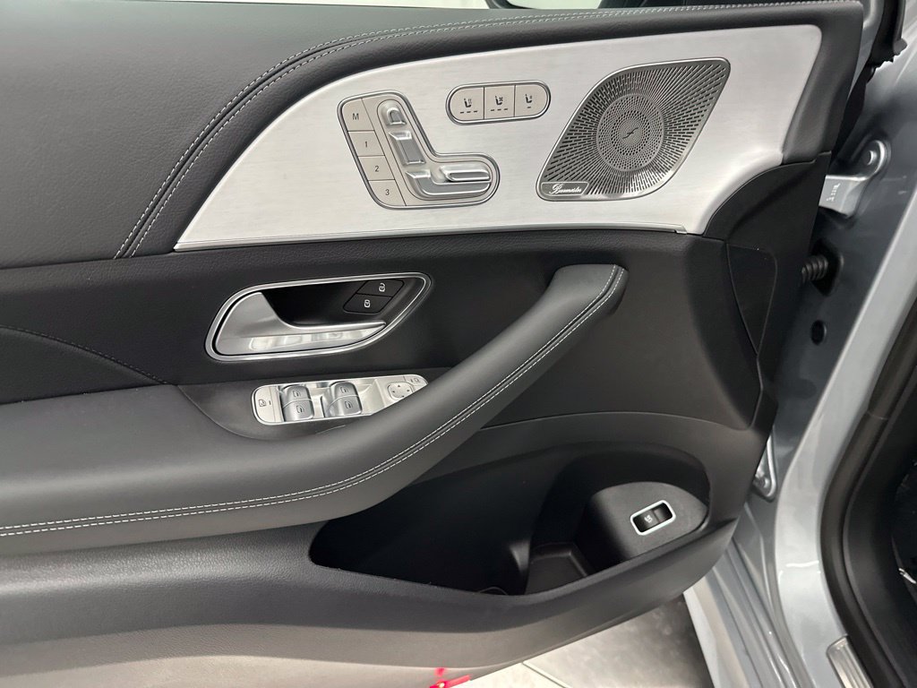 New 2026 Mercedes-Benz GLE 53 AMG 4MATIC Coupe image 14