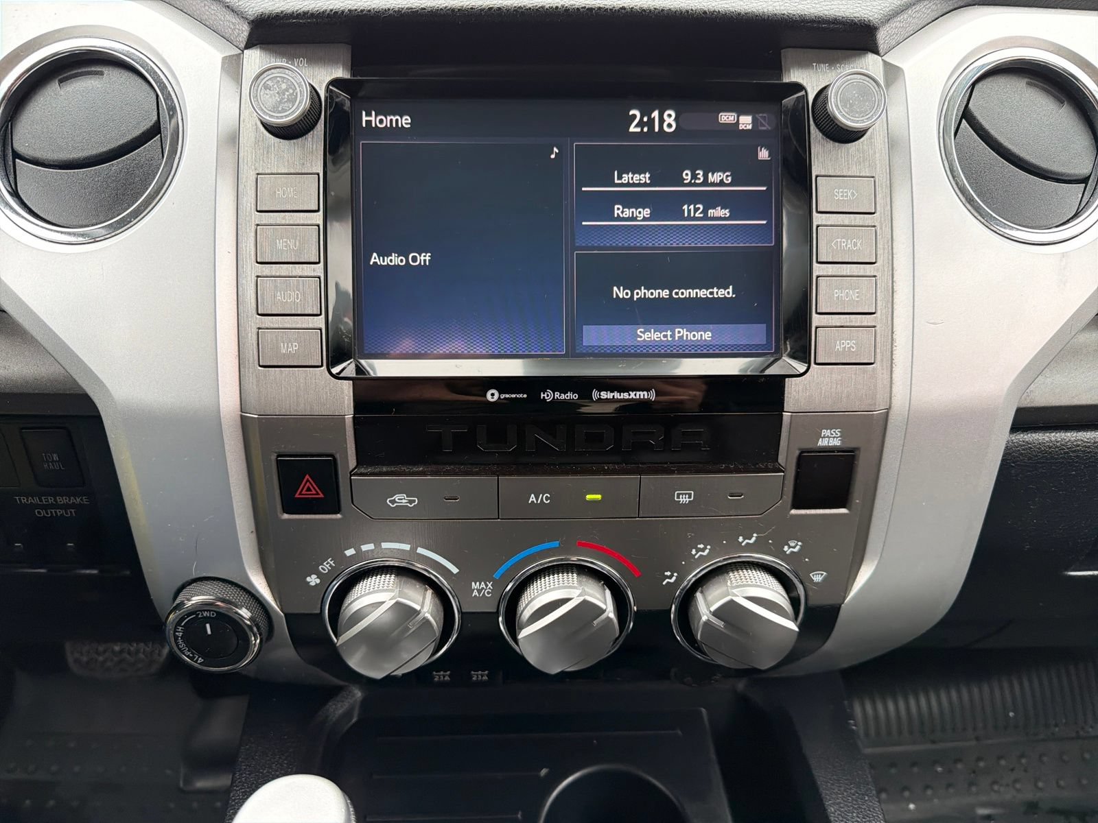 Used 2020 Toyota Tundra SR5 w/ SR5 Convenience Package AWD/4WD image 22