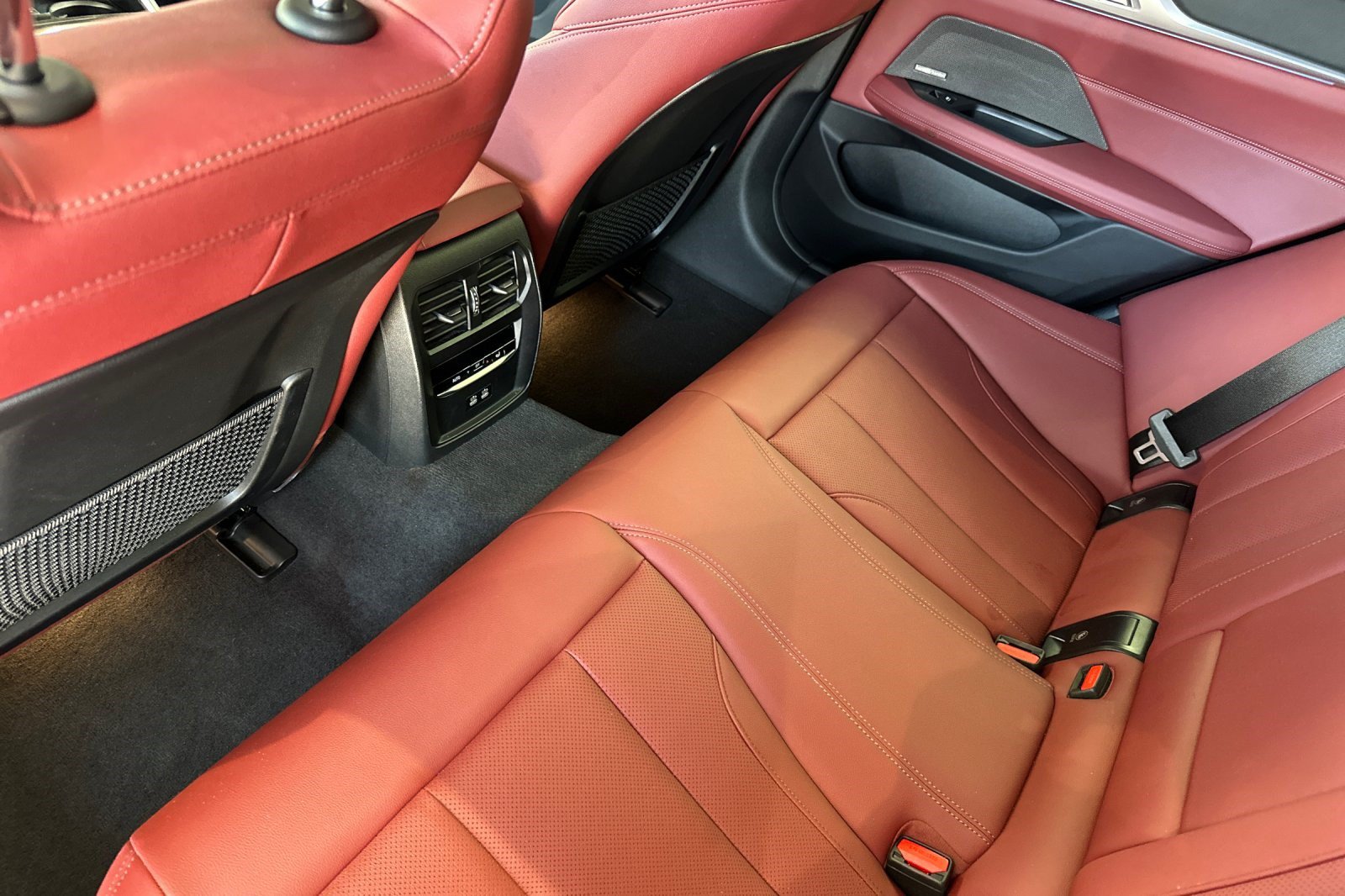 Certified 2024 BMW i4 eDrive35 w/ Convenience Package RWD image 15