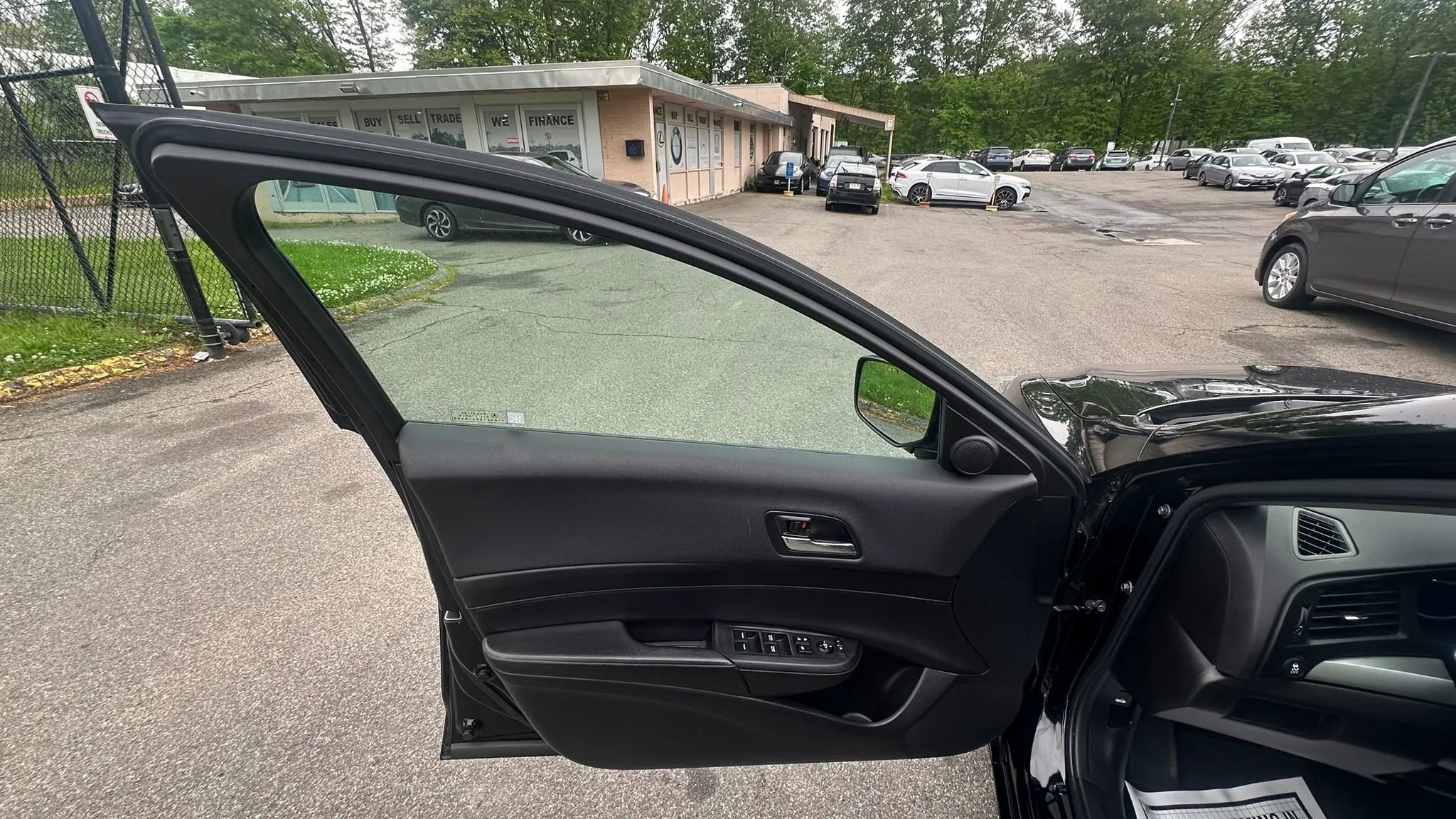 Used 2018 Acura ILX FWD image 19