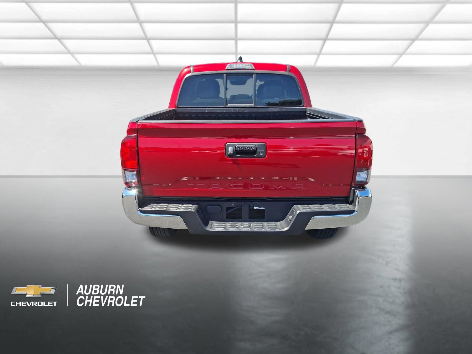 Used 2023 Toyota Tacoma SR5 RWD image 4