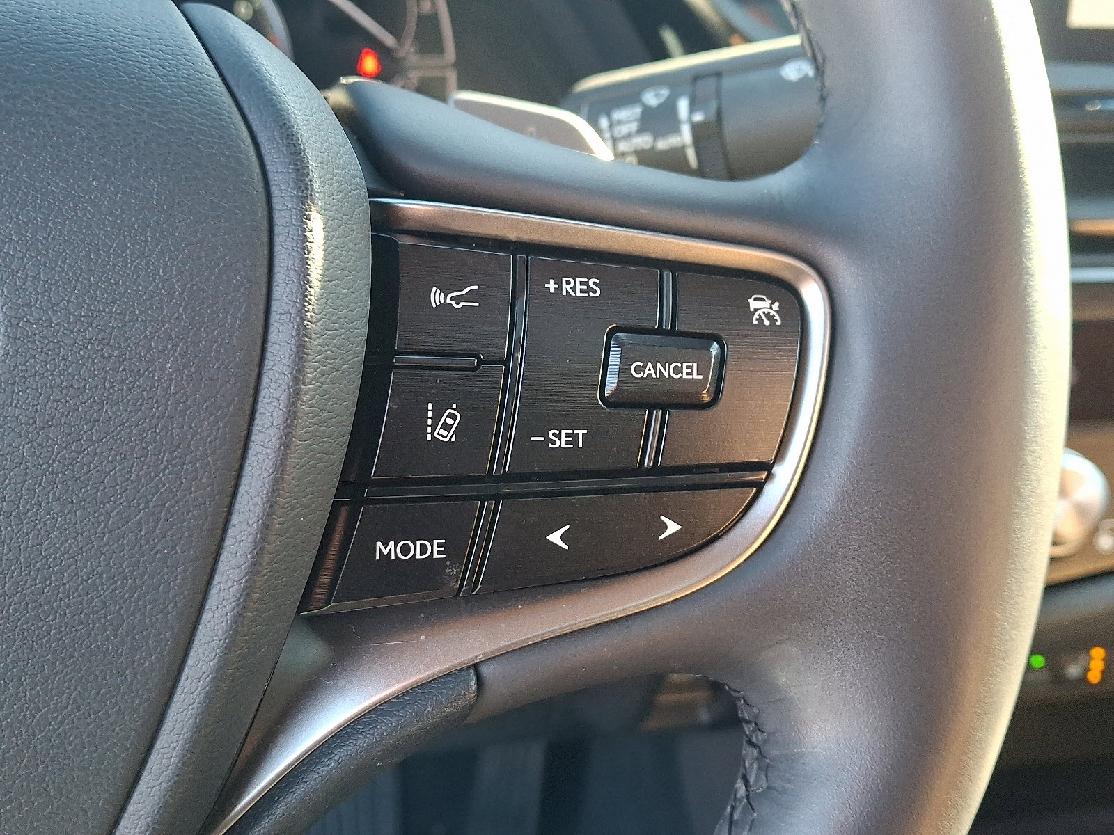 Used 2023 Lexus ES 250 w/ Premium Package image 23