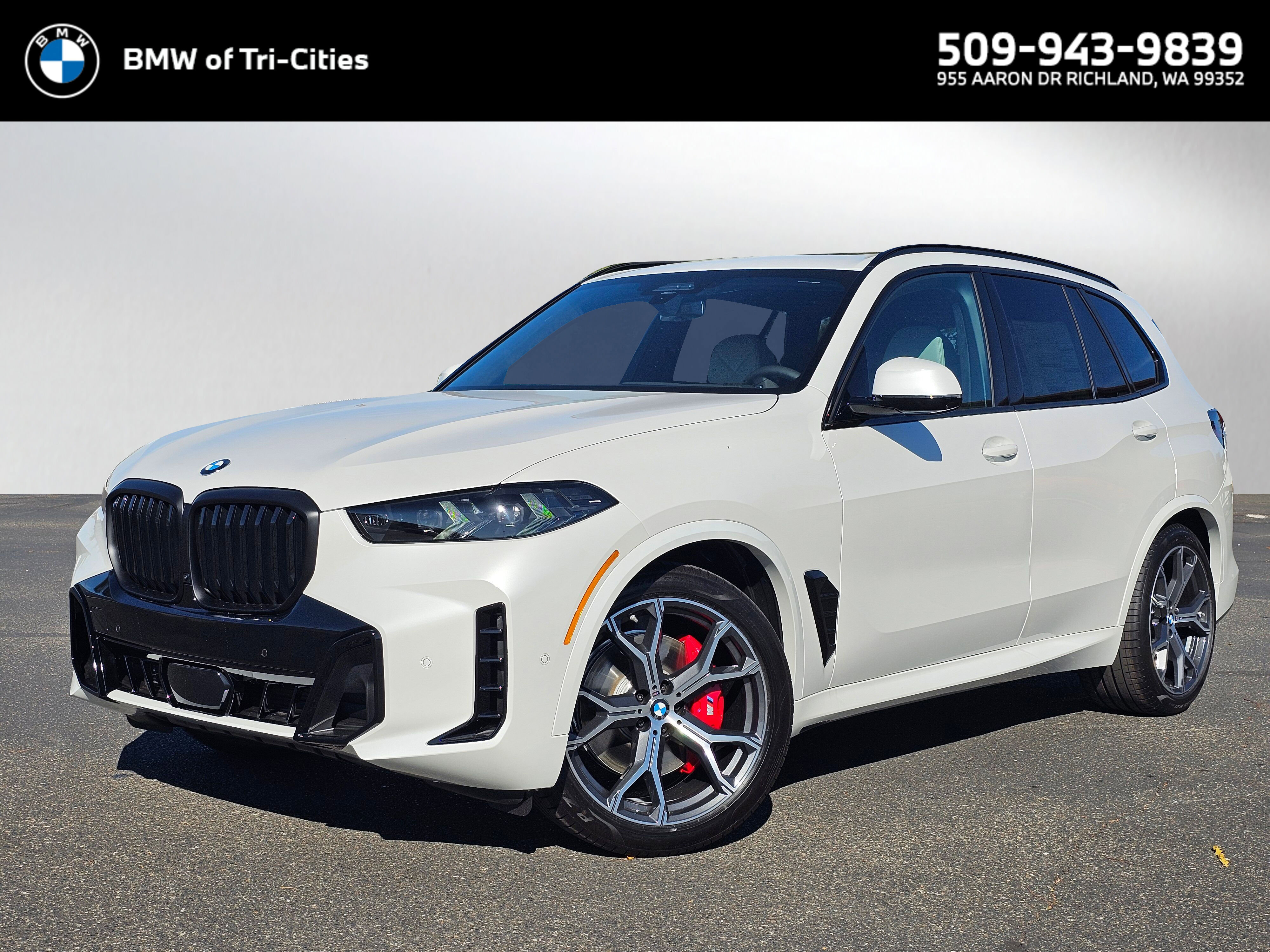 New 2026 BMW X5 xDrive40i w/ M Sport Package