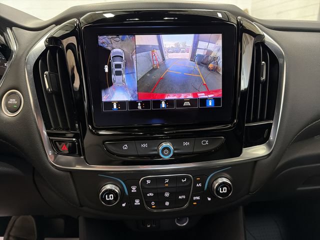 Certified 2023 Chevrolet Traverse LT FWD image 17