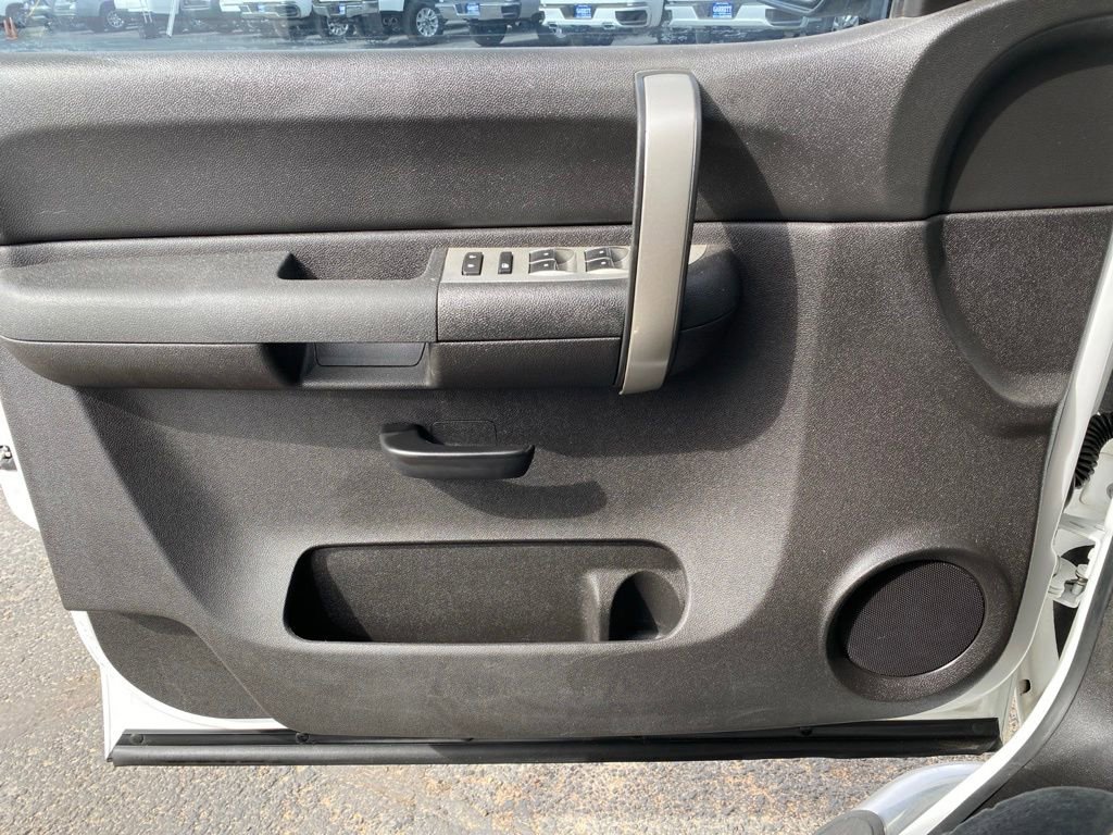 Used 2007 Chevrolet Silverado 2500 LT RWD image 23