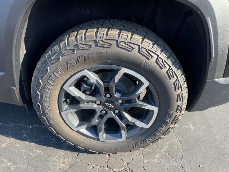 New 2026 Chevrolet Equinox ACTIV w/ Convenience Package III image 32