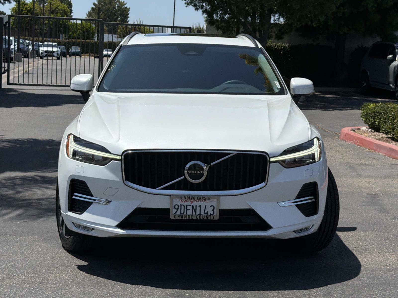 Certified 2023 Volvo XC60 B5 Core w/ Climate Package FWD image 2