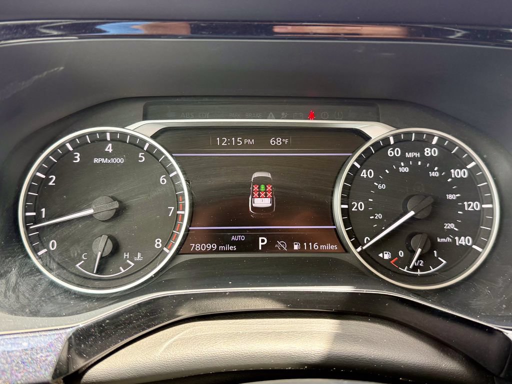 Used 2022 Nissan Pathfinder SV AWD/4WD image 19