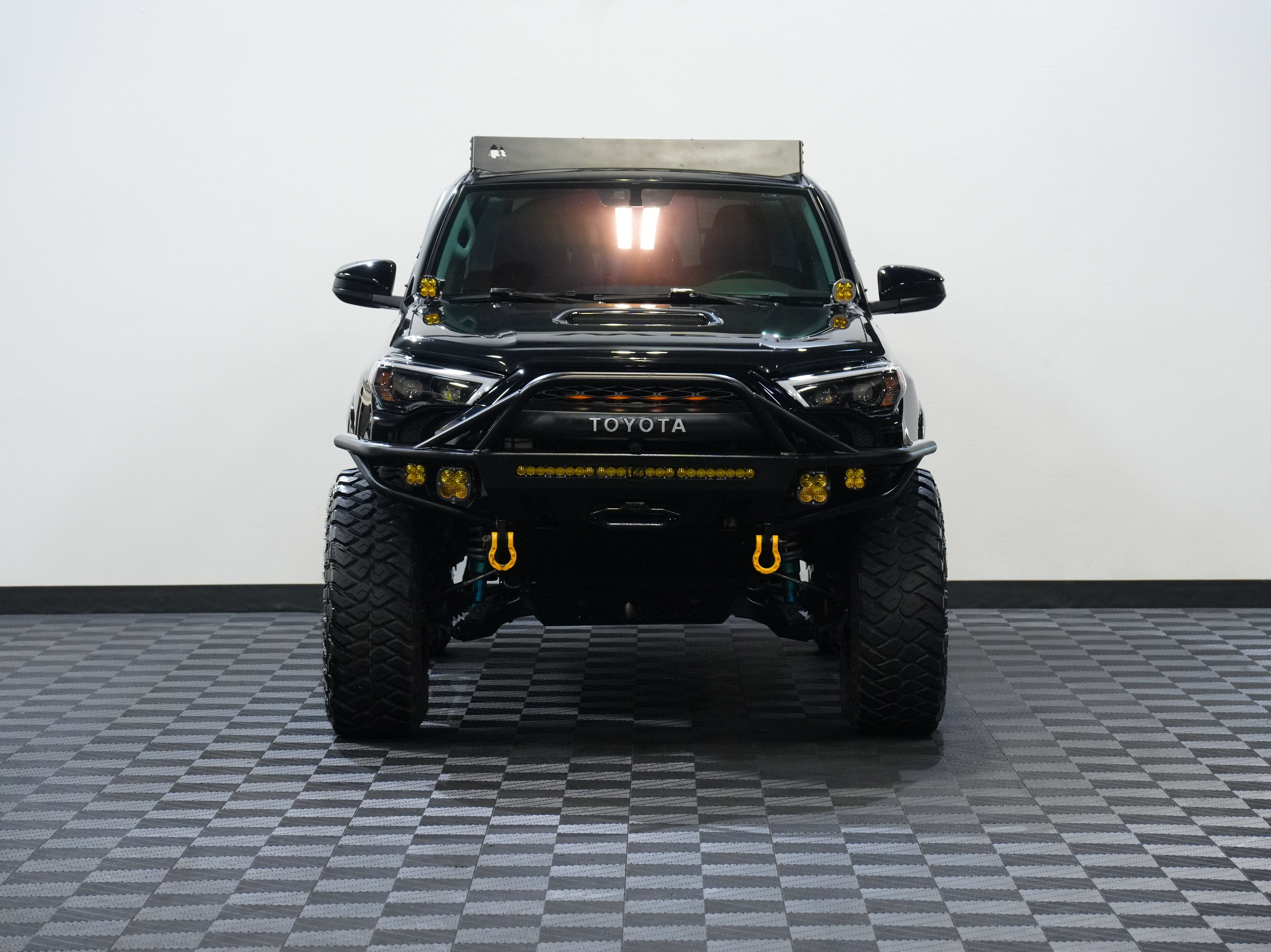 Used 2017 Toyota 4Runner TRD Off-Road AWD/4WD image 4