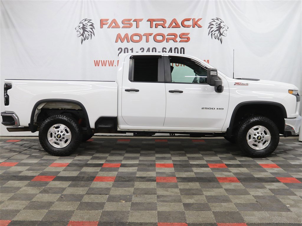 Used 2020 Chevrolet Silverado 2500 W/T w/ WT Fleet Convenience Package image 4