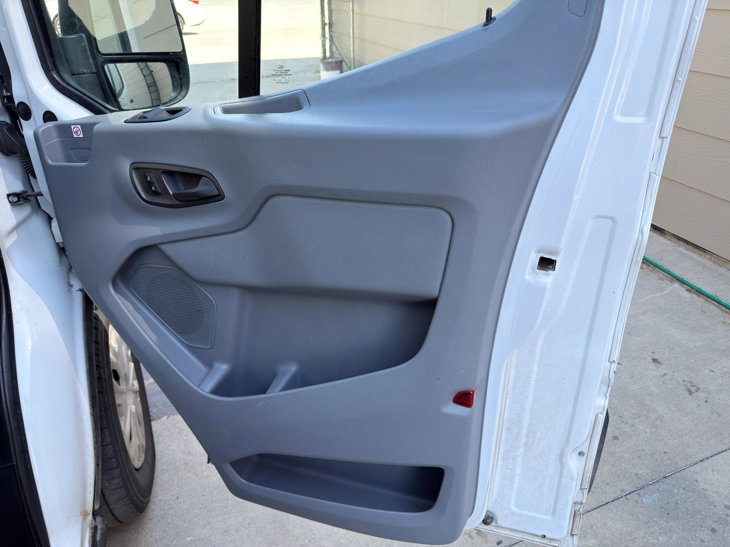 Used 2019 Ford Transit 350 XL RWD image 24