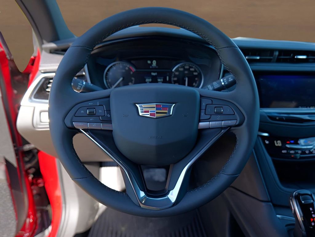 New 2025 Cadillac XT6 Luxury image 11