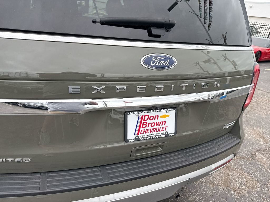 Used 2024 Ford Expedition Limited image 33