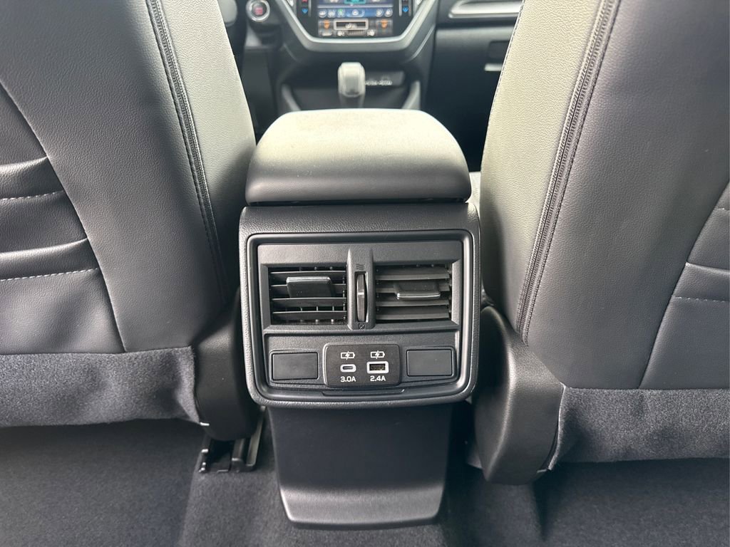 Used 2025 Subaru Forester Premium image 29
