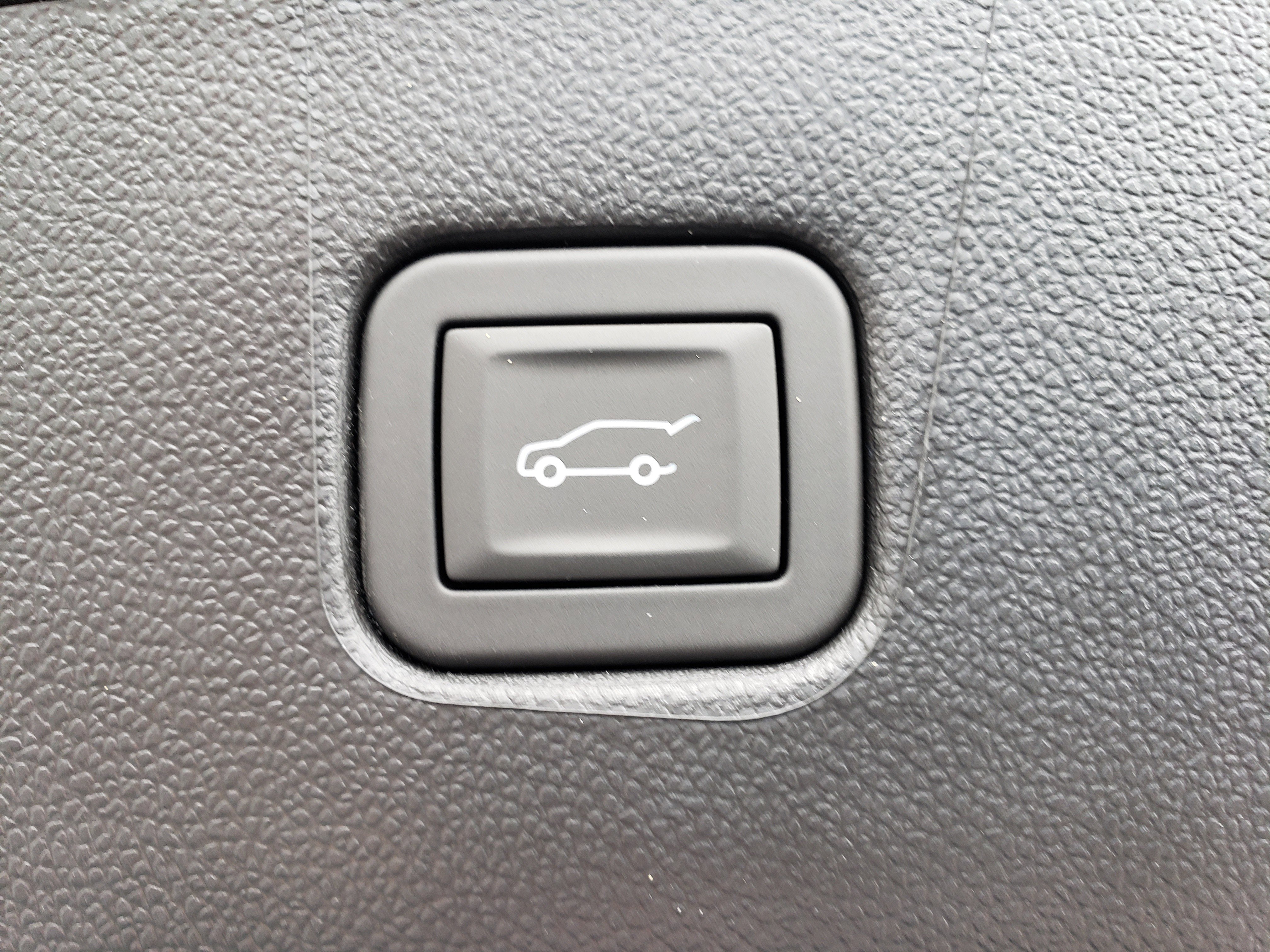 New 2025 Chevrolet Blazer RS w/ Driver Confidence II Package image 11