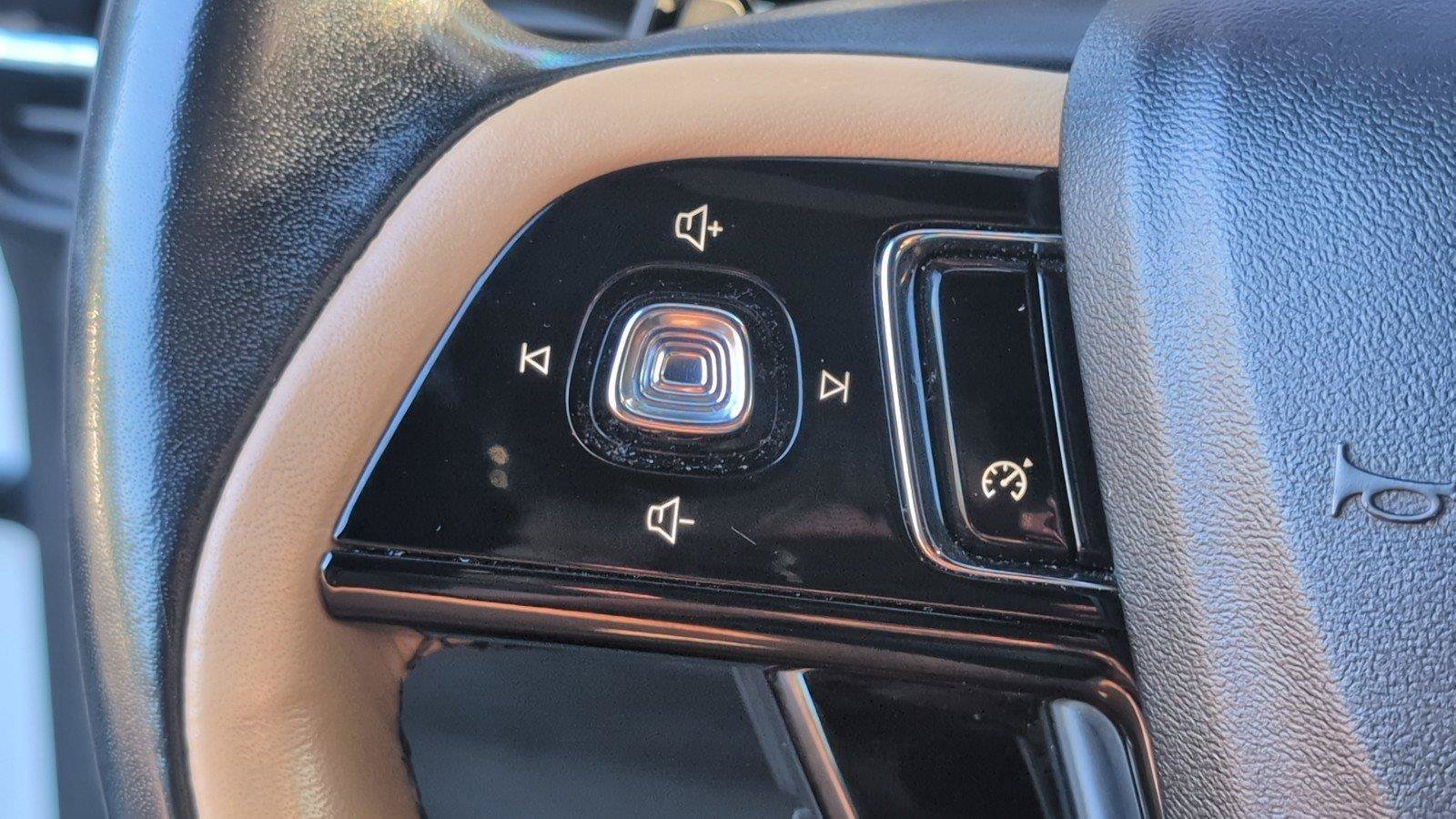 Used 2022 Lincoln Corsair Reserve w/ Elements Package FWD image 30