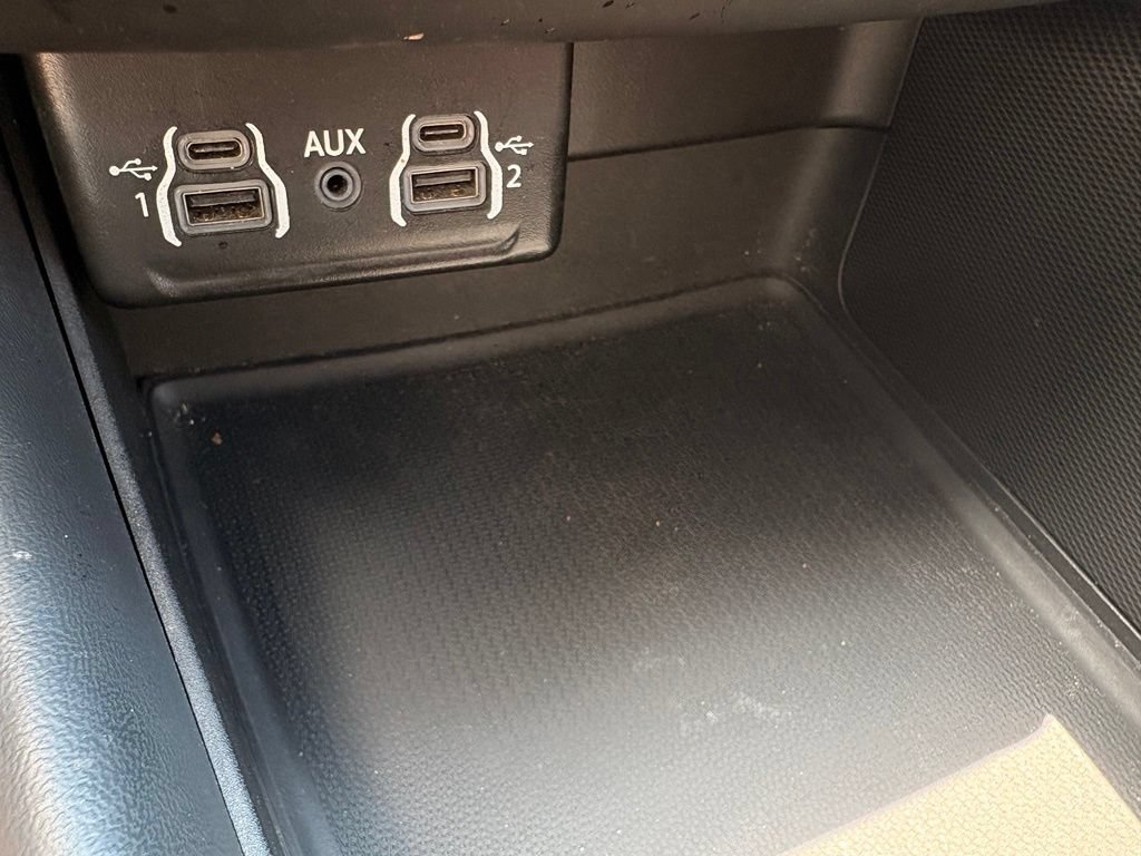 Used 2023 Dodge Durango GT RWD image 19