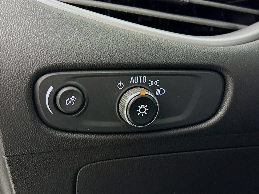 Certified 2023 Chevrolet Malibu LT FWD image 11