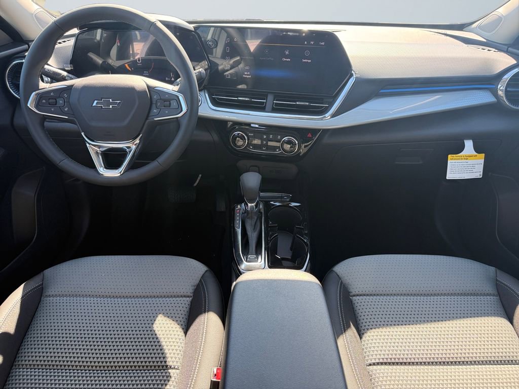 New 2026 Chevrolet Trax LT w/ Sunroof Package image 10