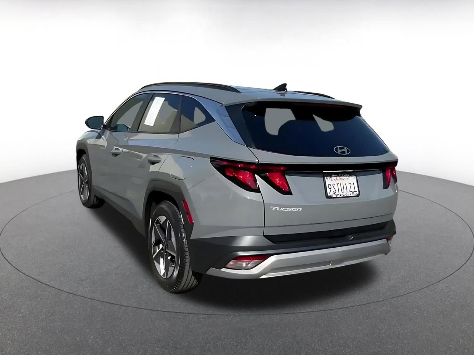 Used 2025 Hyundai Tucson Blue image 11