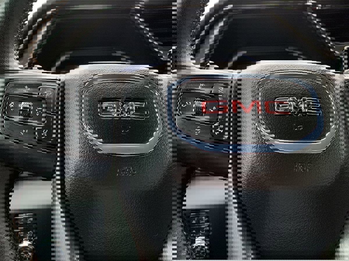 Used 2024 GMC Sierra 1500 AT4 w/ Technology Package image 21