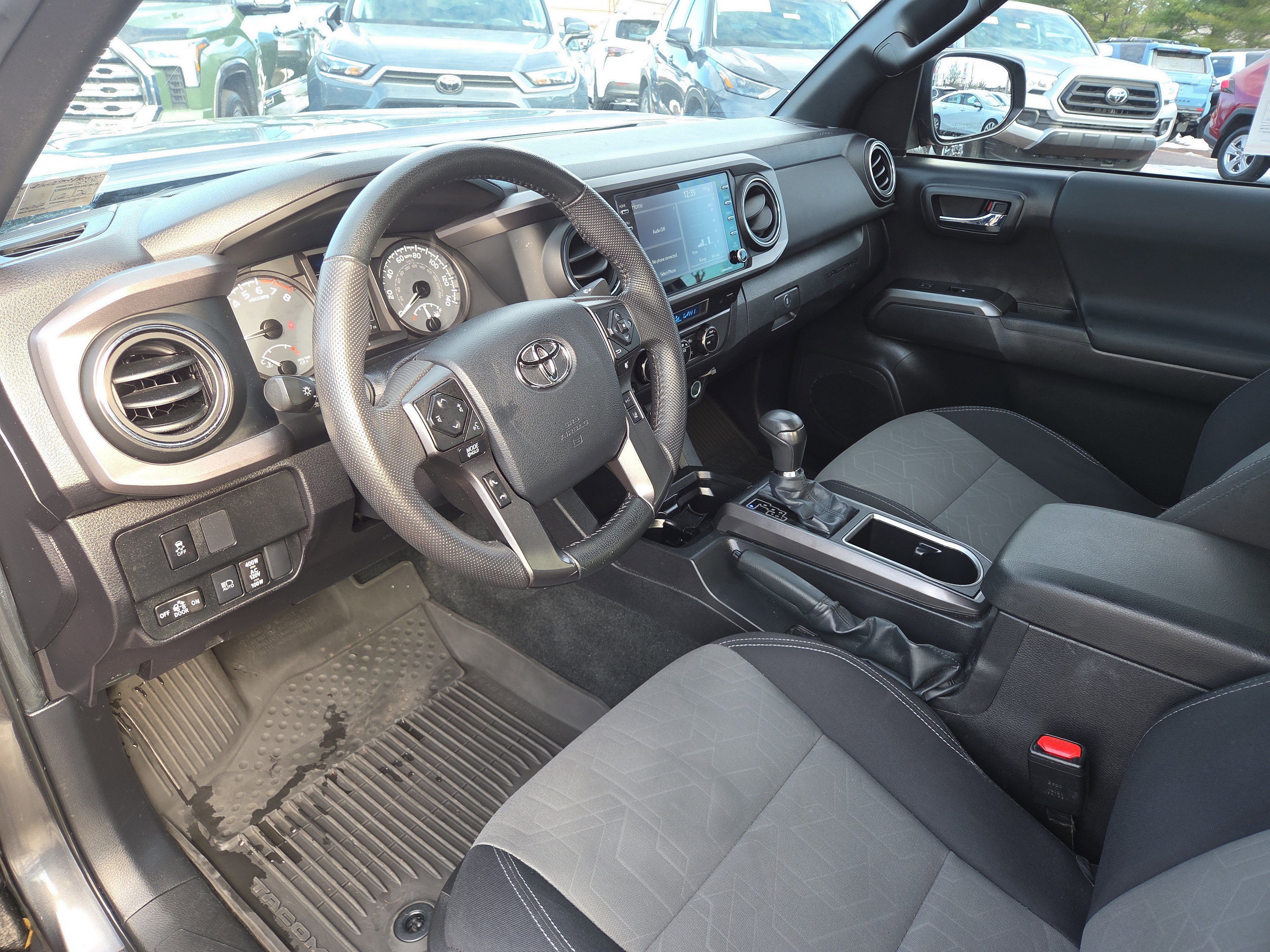 Certified 2023 Toyota Tacoma TRD Off-Road image 15