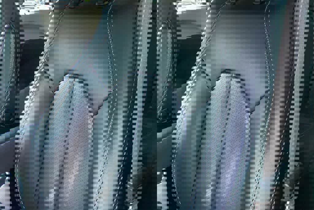 Used 2023 Chrysler Pacifica Touring-L image 21