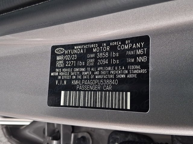 Used 2023 Hyundai Elantra Limited FWD image 26