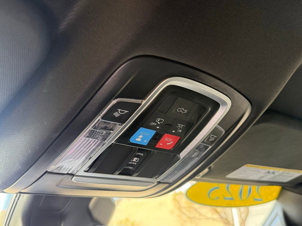 Used 2025 RAM 1500 Big Horn image 53