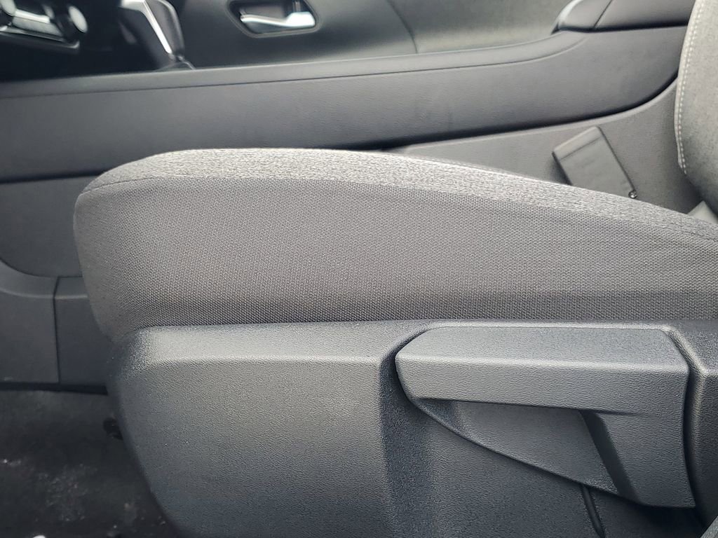 New 2026 Nissan Kicks SV w/ Cold Weather Package FWD image 12