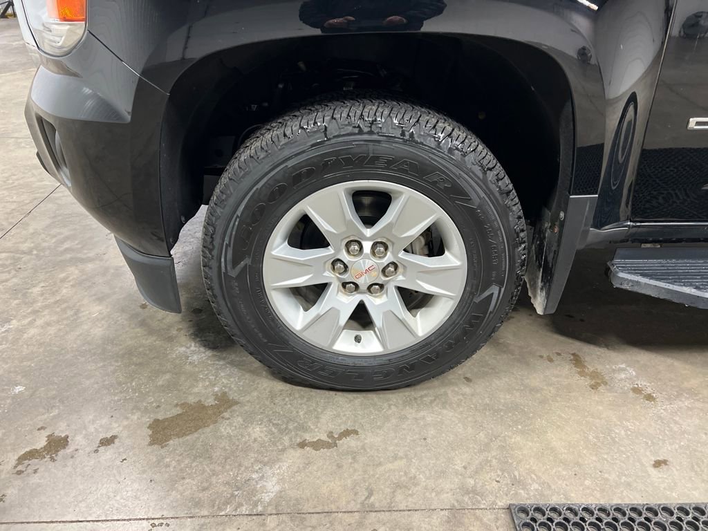 Certified 2017 GMC Canyon SLE w/ SLE Convenience Package image 10