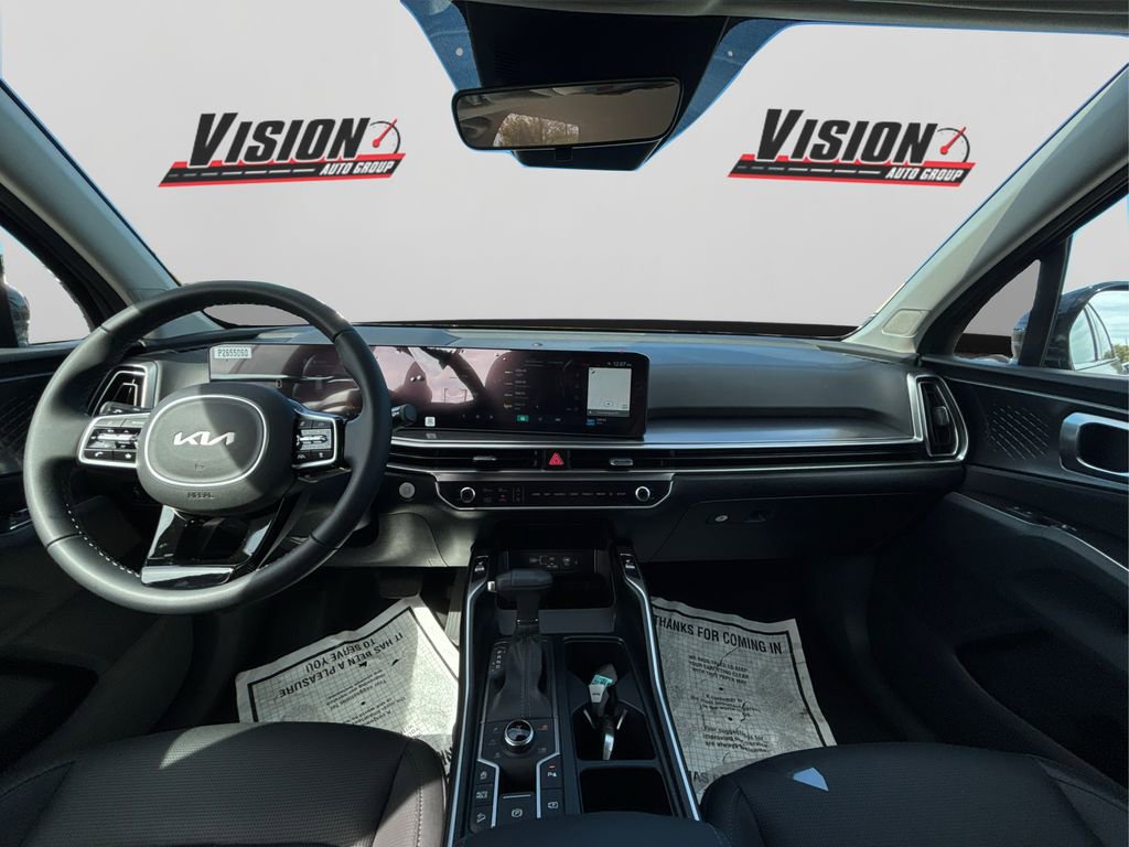 New 2025 Kia Sorento S image 15
