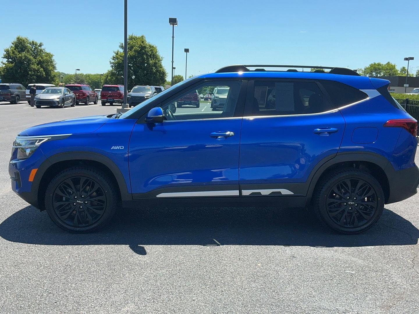Used 2022 Kia Seltos Nightfall Edition AWD/4WD image 11