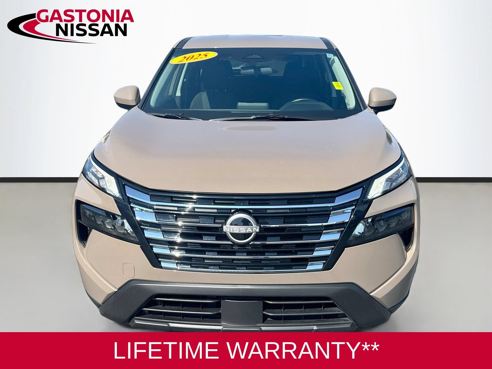 Used 2025 Nissan Rogue SV FWD video 2