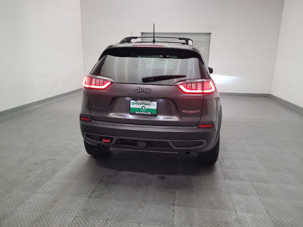 Used 2021 Jeep Cherokee Trailhawk w/ Technology Group AWD/4WD image 7