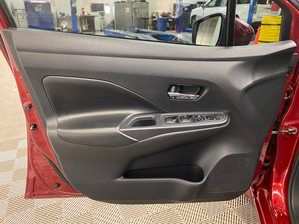 Used 2020 Nissan Versa SV w/ Trunk Package FWD image 25