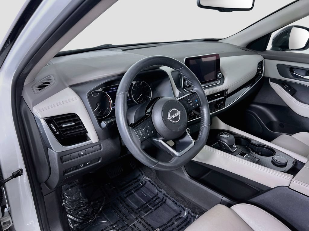 Used 2023 Nissan Rogue SL AWD/4WD image 8