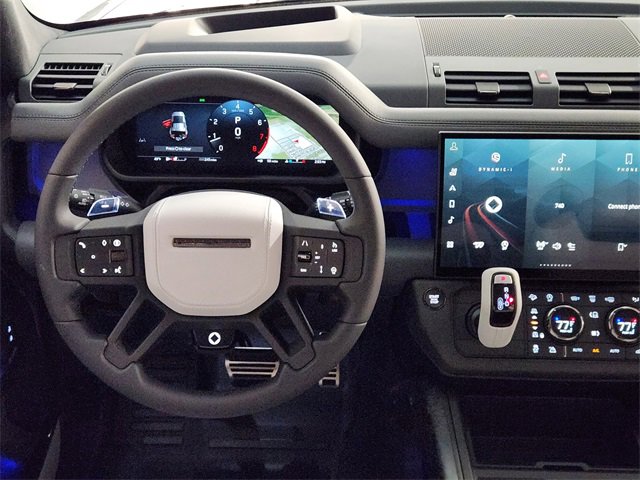 Used 2026 Land Rover Defender 110 image 26