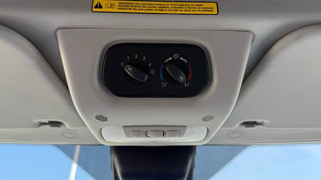 Used 2018 Ford Transit 350 XL image 18