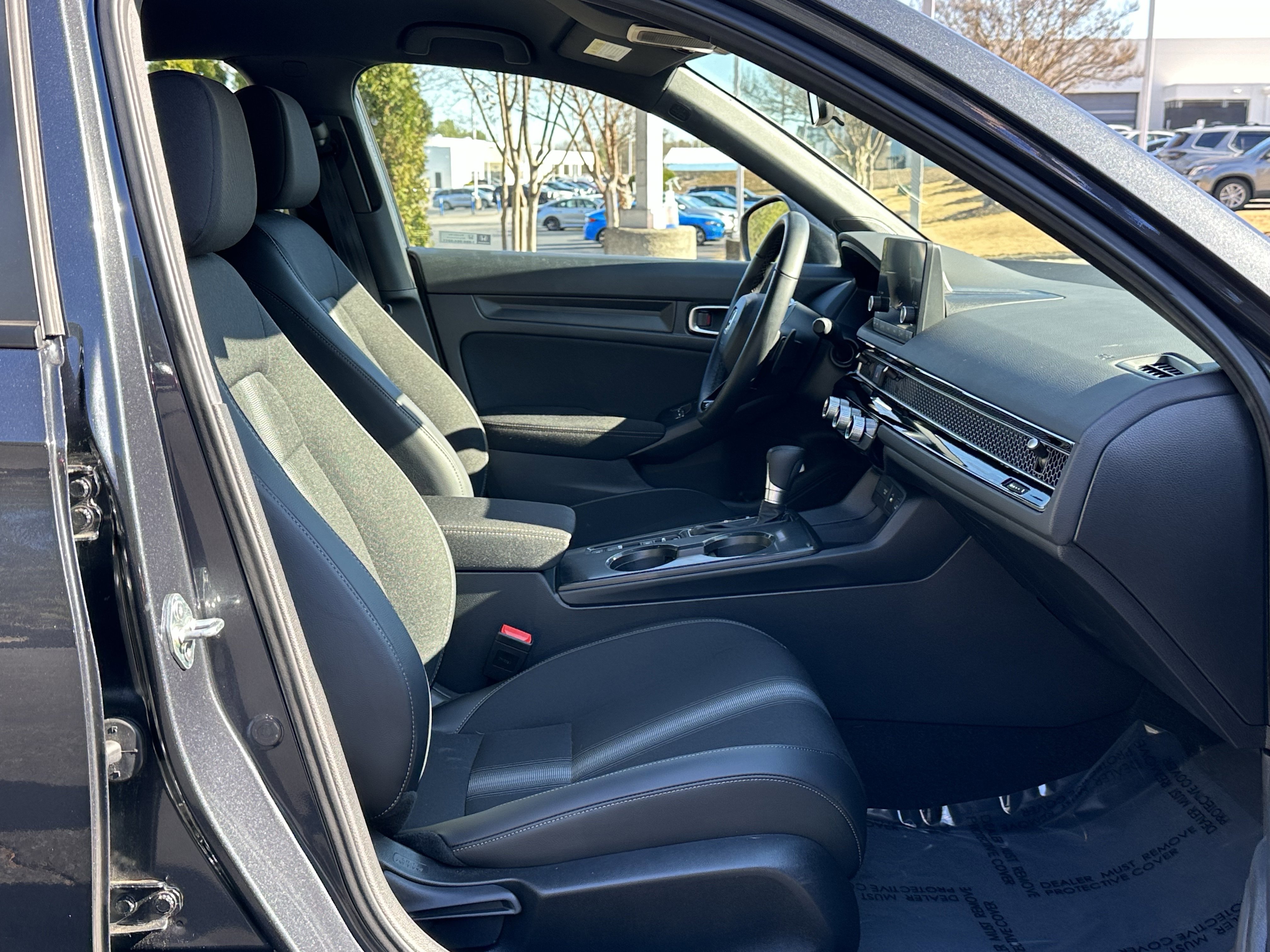 Used 2025 Honda Civic Sport image 43