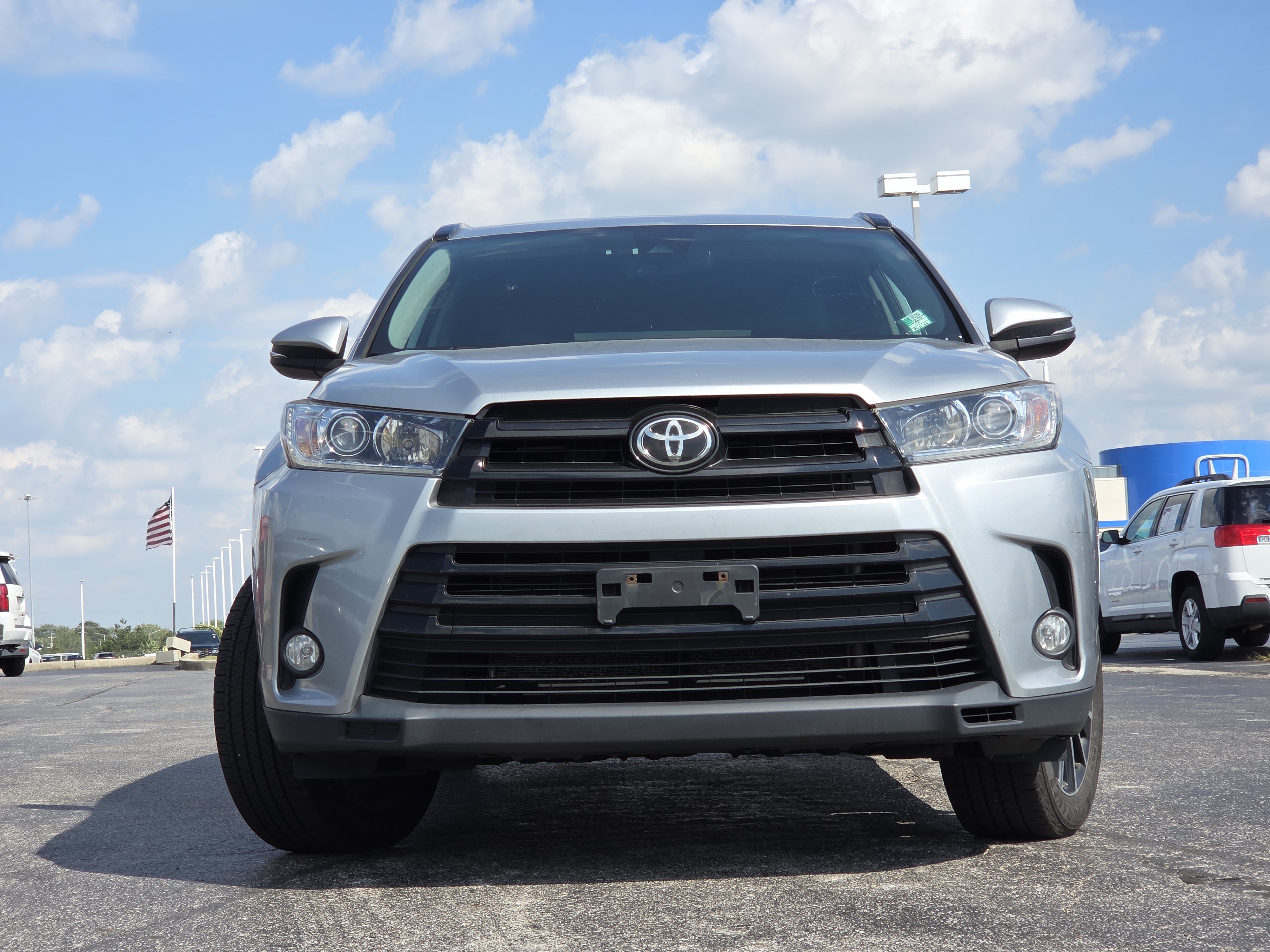 Used 2018 Toyota Highlander SE AWD/4WD image 4