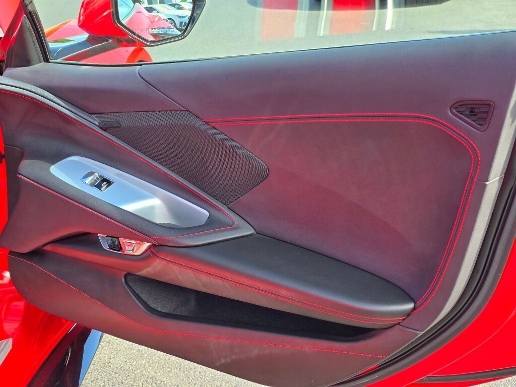 Used 2024 Chevrolet Corvette Z06 RWD image 19