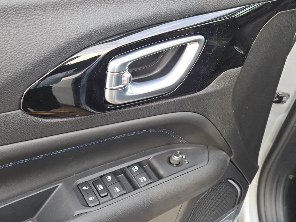 New 2026 Jeep Compass Latitude AWD/4WD image 19