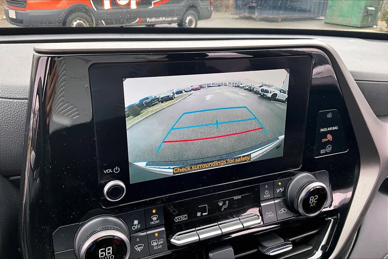 Certified 2024 Toyota Highlander LE AWD/4WD image 27