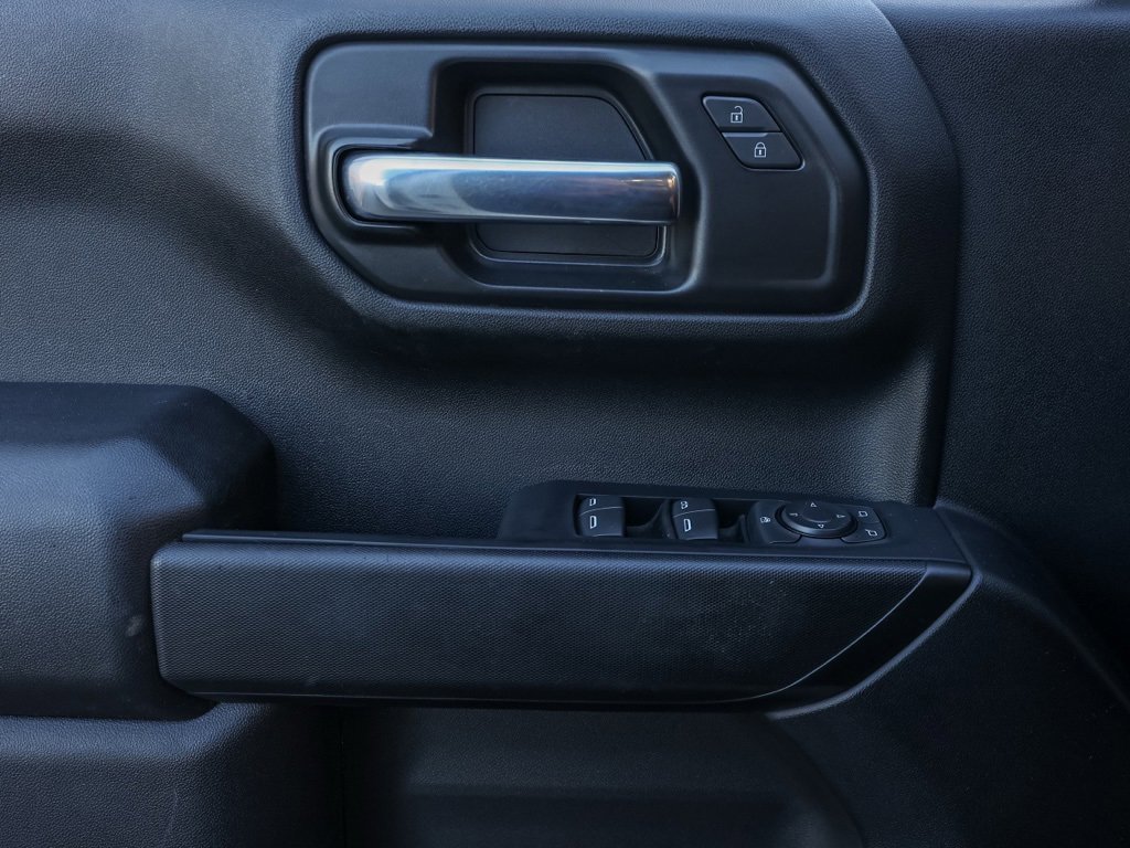 Used 2022 Chevrolet Silverado 1500 Custom image 23